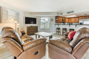 Steps to Beach Indian Shores Condo with Balcony!